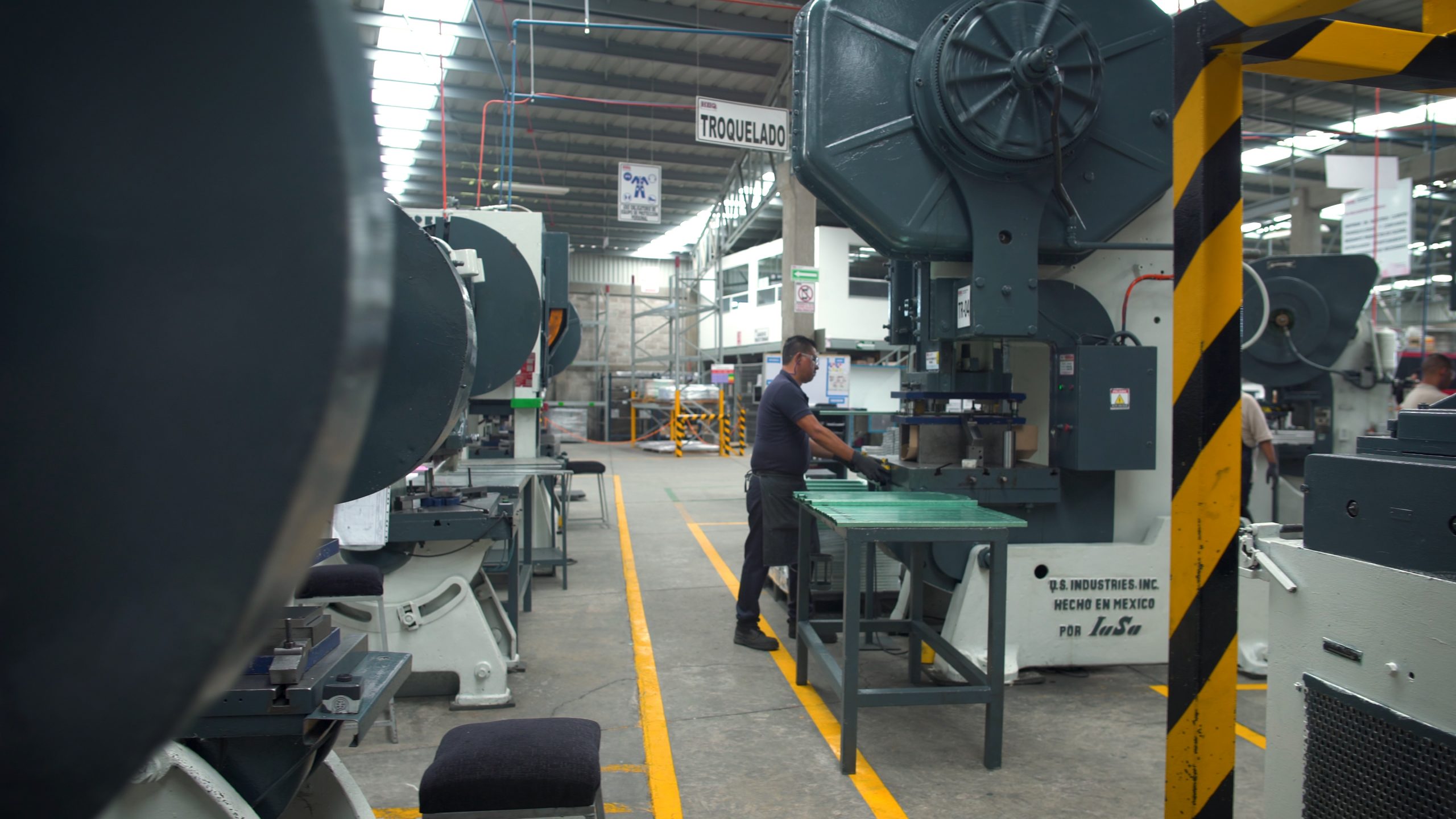 MAIN CUT HBQ.00_00_25_17.Imagen fija012