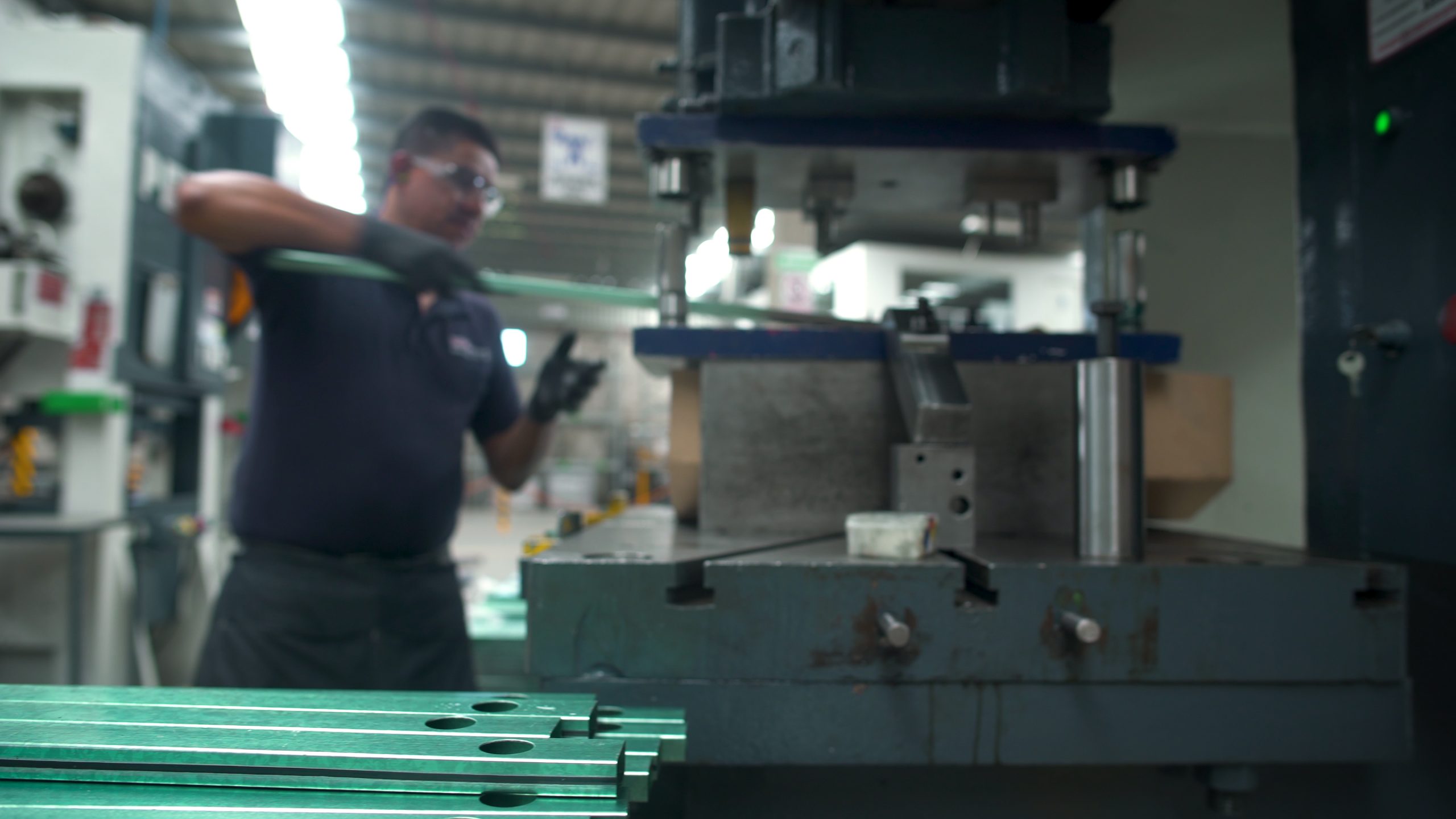 MAIN CUT HBQ.00_00_26_14.Imagen fija013